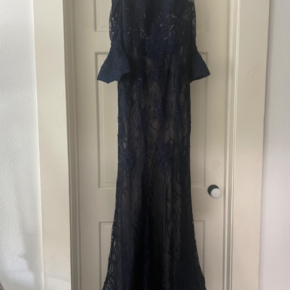 NWT Jovani Navy Nude Beaded Gown size 12 - Picture 3 of 6